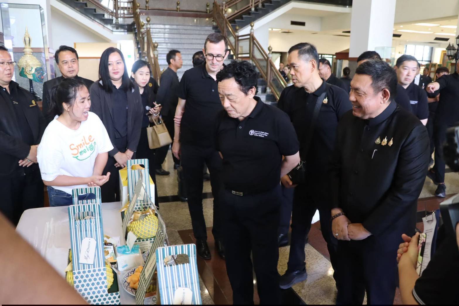 title - เลขาธิการสำนักงานการปฏิรูปที่ดินเพื่อเกษตรกรรม ให้การต้อนรับ ดร. ฉู ตงหยู (Qu Dongyu) นักการทูตและนักวิชาการชาวจีน ดำรงตำแหน่ง ผู้อำนวยการใหญ่องค์การอาหารและเกษตรแห่งสหประชาชาติ (FAO) พร้อมด้วยคณะผู้แทน FAO ในโอกาสเดินทางมาเยือนประเทศไทย ณ ศูนย์ส่งเสริมและพัฒนาอาชีพเสริมนอกภาคการเกษตร